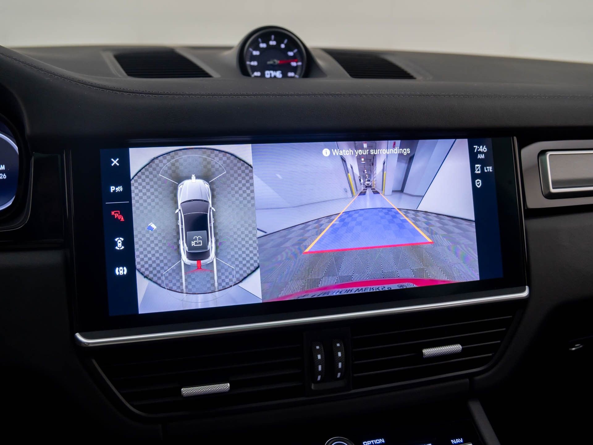 Certified 2023 Porsche Cayenne Turbo image 24