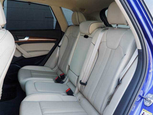 Used 2023 Audi Q5 e Prestige w/ Prestige Package AWD/4WD image 18
