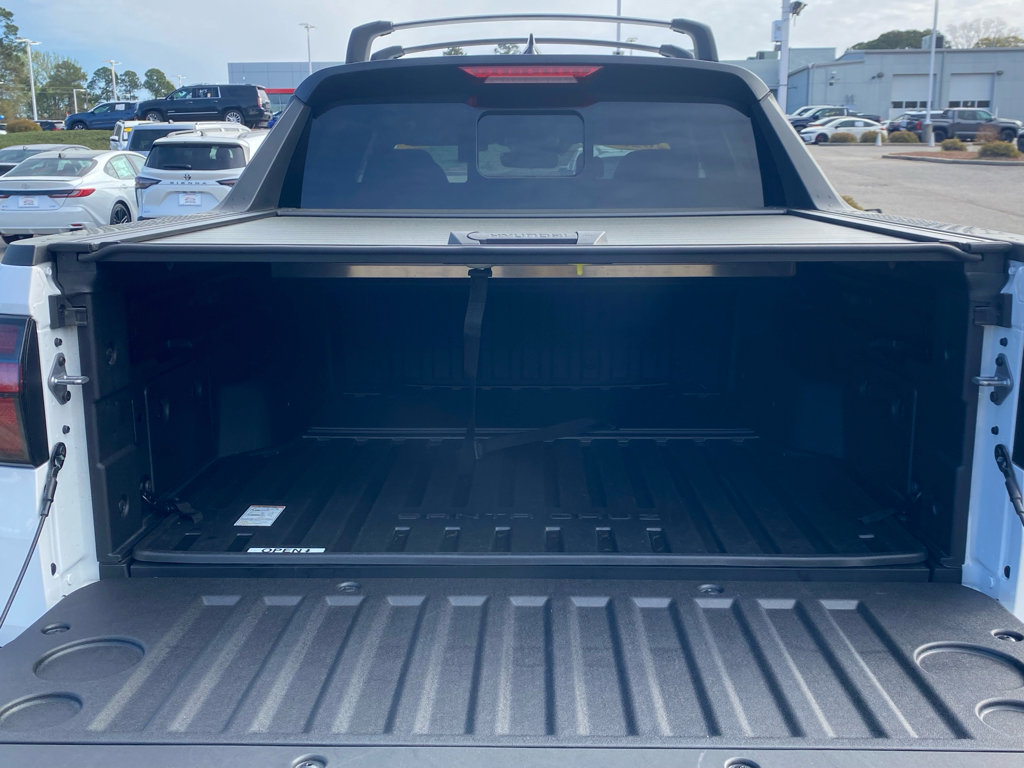 Used 2025 Hyundai Santa Cruz Limited image 9