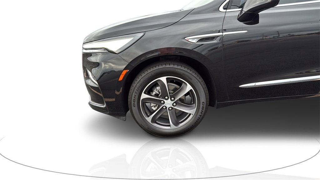 Used 2022 Buick Enclave Essence w/ Experience Buick Package image 9
