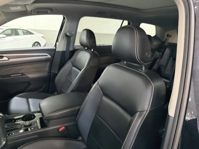 Used 2021 Volkswagen Atlas SEL R-Line image 5