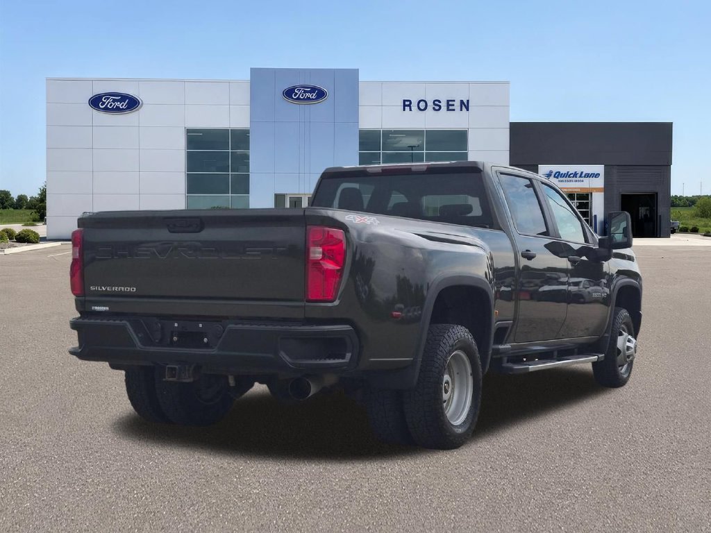 Used 2023 Chevrolet Silverado 3500 W/T w/ WT Convenience Package AWD/4WD image 3