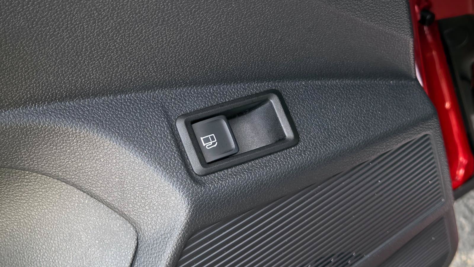 Certified 2024 Volkswagen Taos SE AWD/4WD image 42