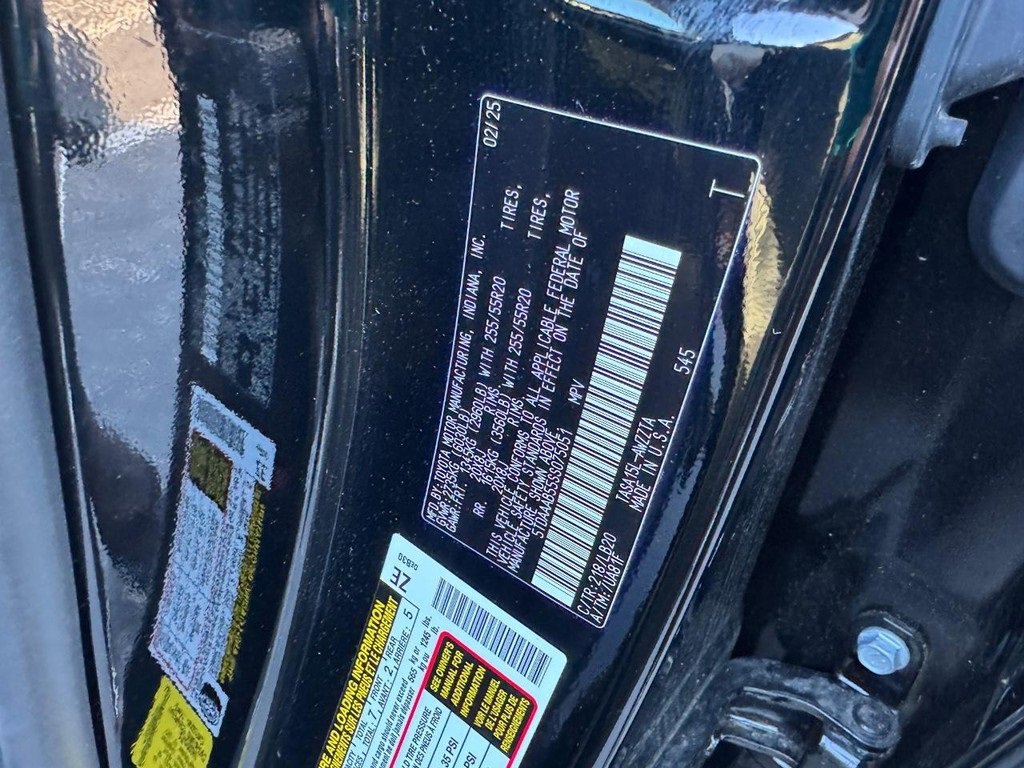 Used 2025 Toyota Grand Highlander AWD image 35