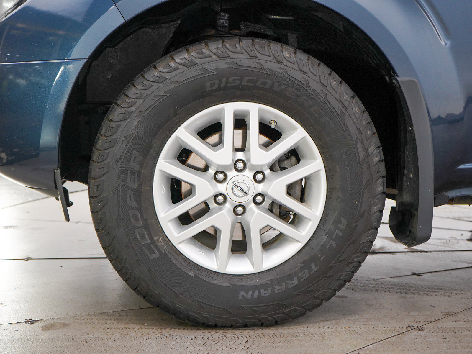 Used 2016 Nissan Frontier SV AWD/4WD image 25
