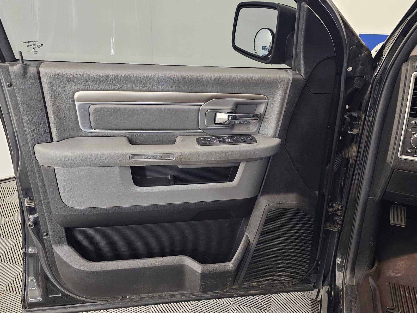 Used 2017 RAM 1500 Big Horn image 10