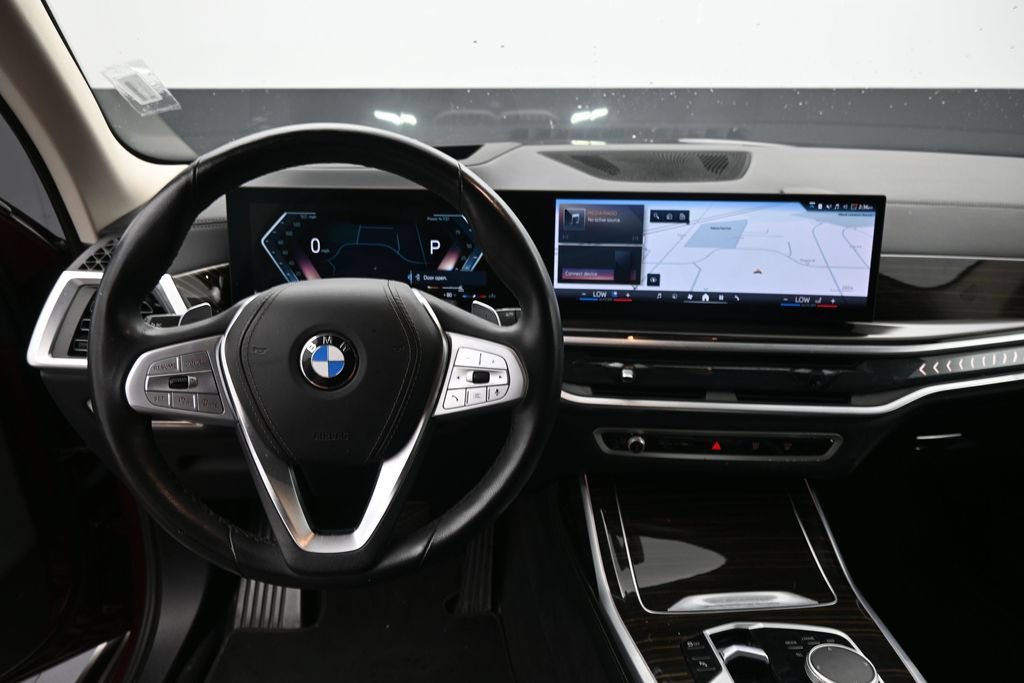 Used 2025 BMW X7 xDrive40i AWD/4WD image 13