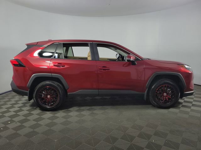 Used 2025 Toyota RAV4 LE FWD image 11