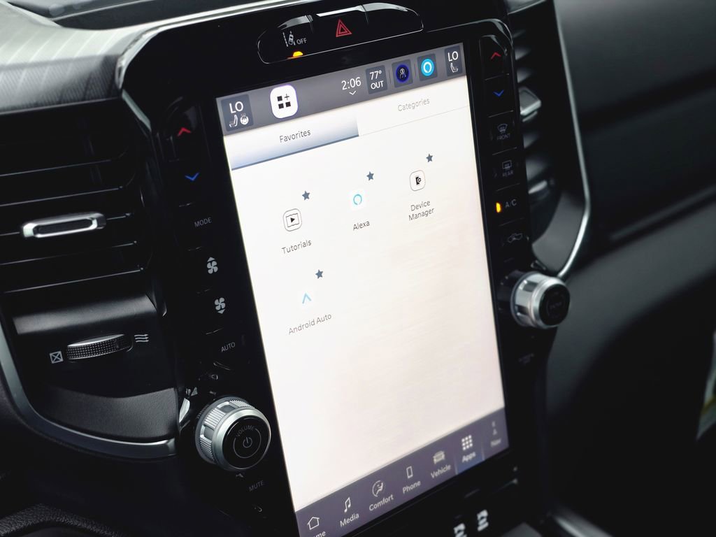 Used 2025 RAM 1500 Big Horn image 24