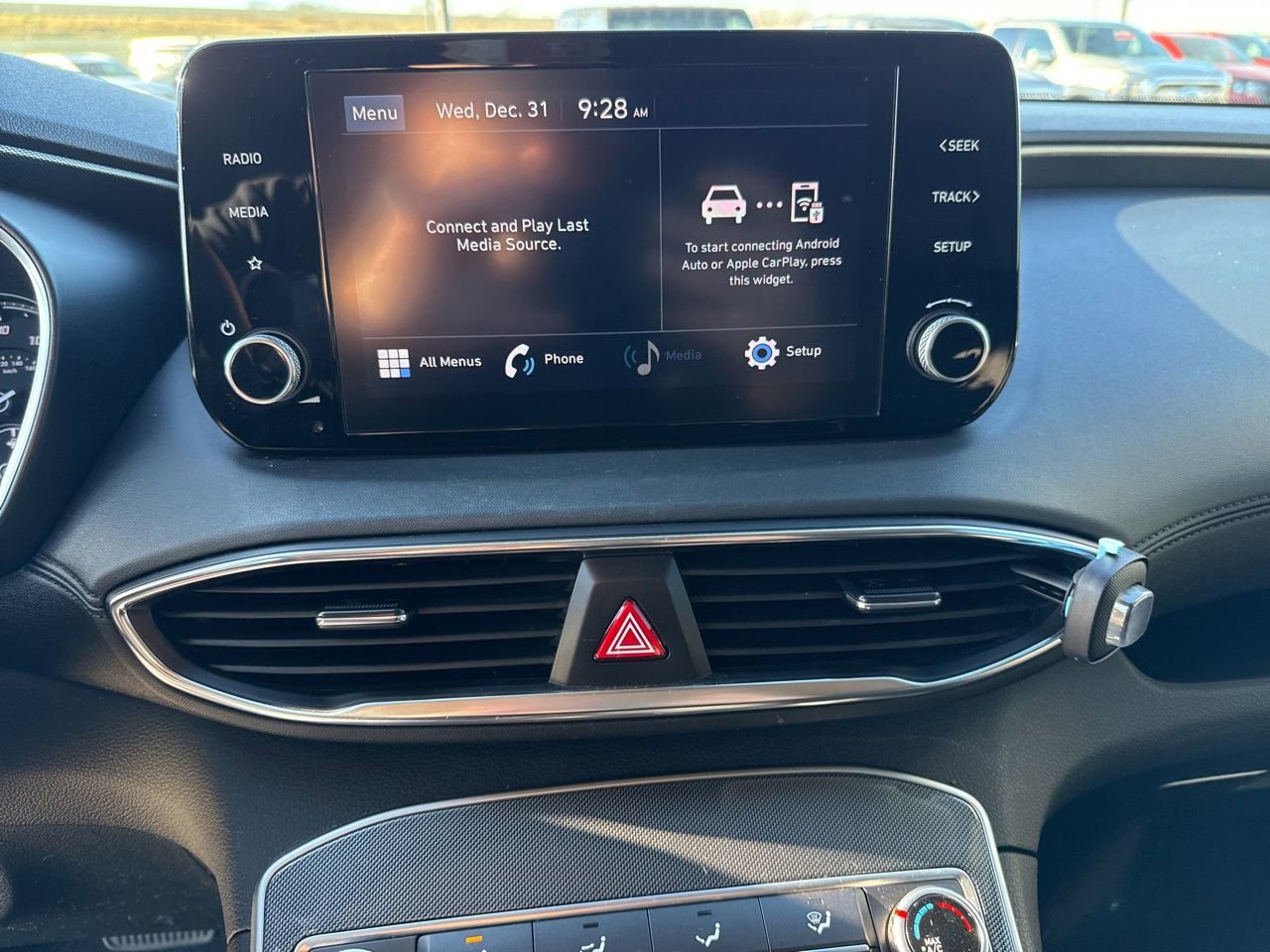 Used 2021 Hyundai Santa Fe SE w/ Cargo Package image 23