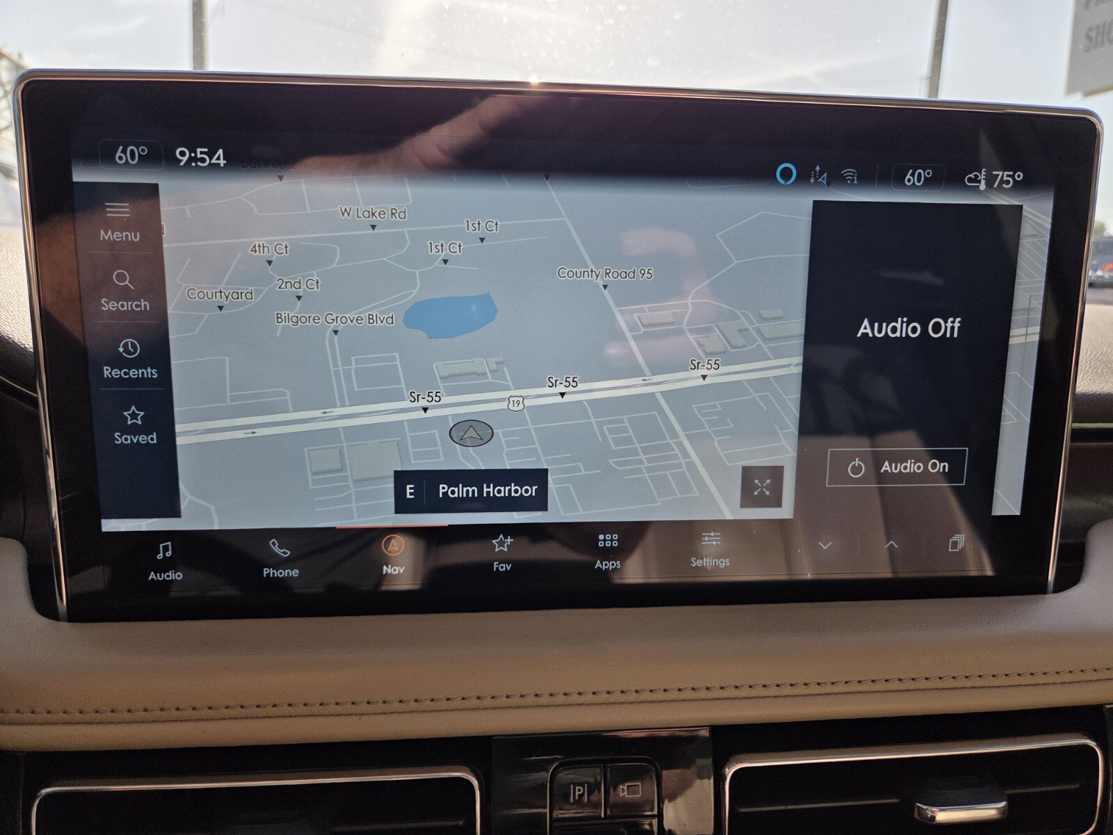 Used 2021 Lincoln Nautilus Reserve w/ Equipment Group 202A image 23