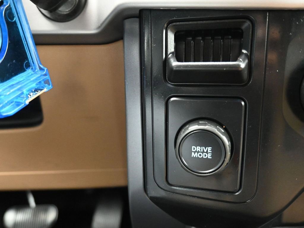 Used 2023 Ford F150 XLT image 22