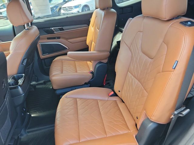 Used 2024 Kia Telluride SX Prestige X-Pro AWD/4WD image 16