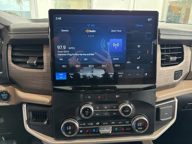 Used 2024 Ford Expedition Limited image 27