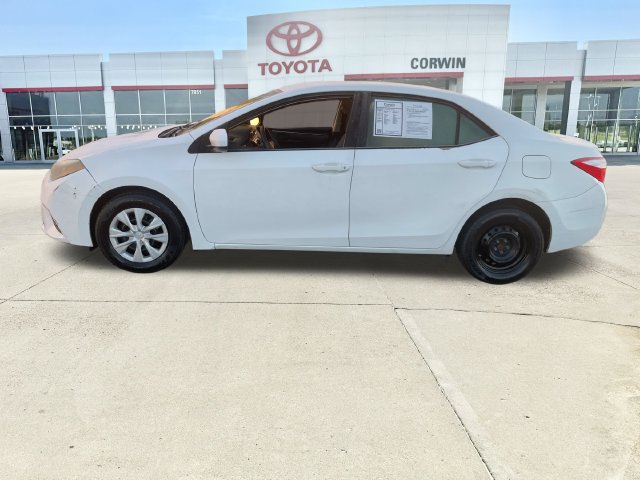 Used 2016 Toyota Corolla L FWD image 2