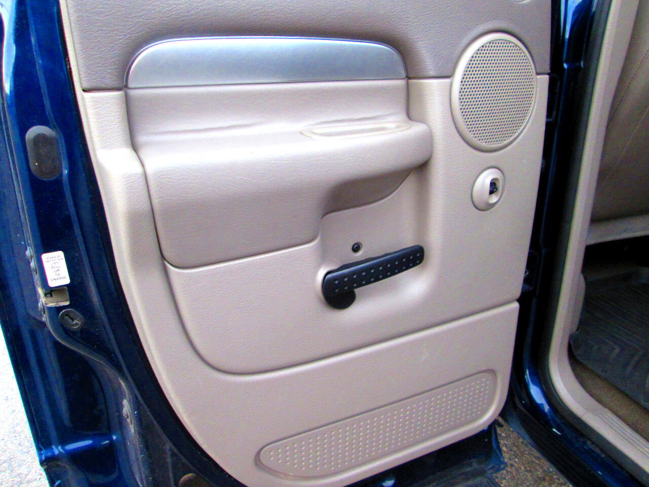 Used 2004 Dodge Ram 3500 Truck SLT w/ Trailer Tow Group image 12