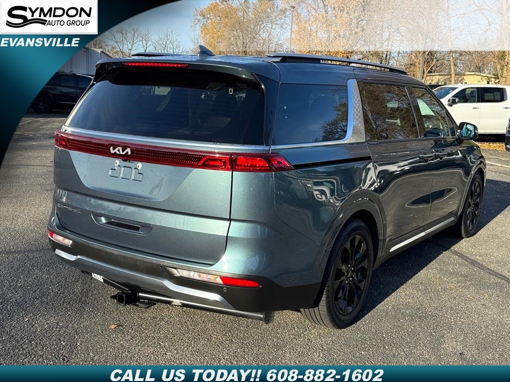 Used 2022 Kia Carnival SX image 3
