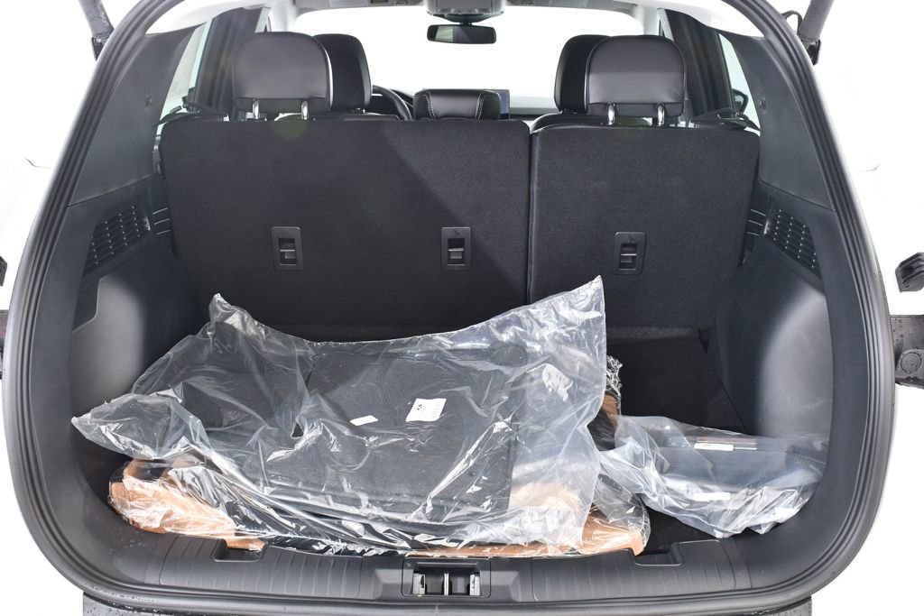 New 2026 Ford Escape SE w/ PHEV Premium Package FWD image 20