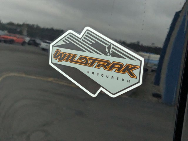 Used 2022 Ford Bronco Wildtrak image 11