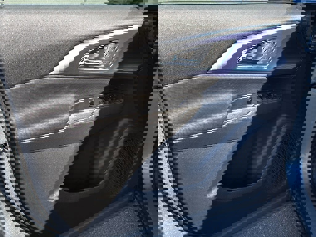 New 2026 Chevrolet Equinox EV LT image 10