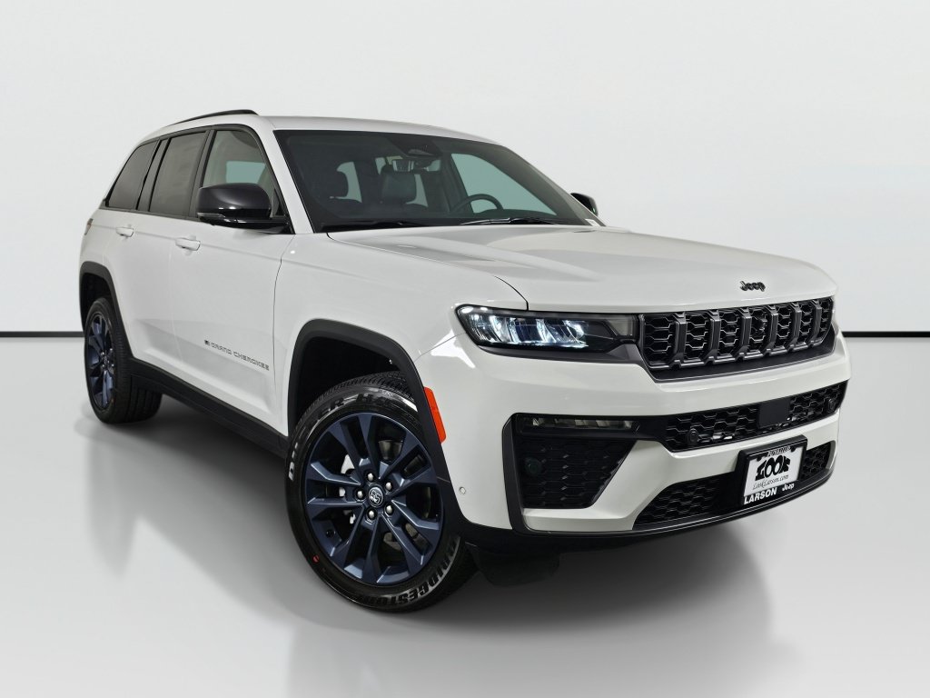 New 2026 Jeep Grand Cherokee Limited AWD/4WD image 1
