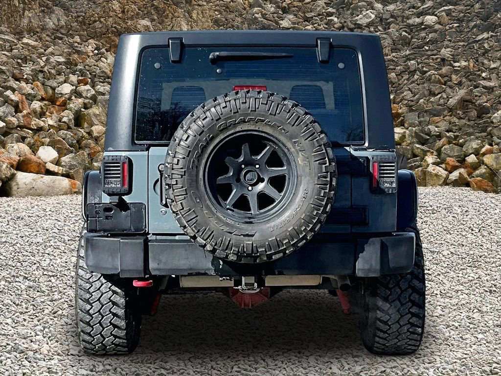 Used 2014 Jeep Wrangler Rubicon w/ Power Convenience Group AWD/4WD image 4