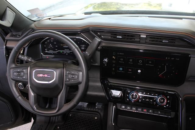 Used 2024 GMC Sierra 2500 AT4 w/ AT4 Premium Plus Package image 25