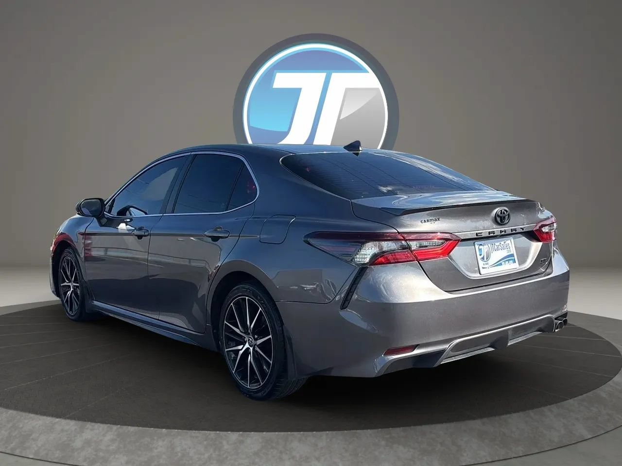 Used 2023 Toyota Camry SE FWD image 14