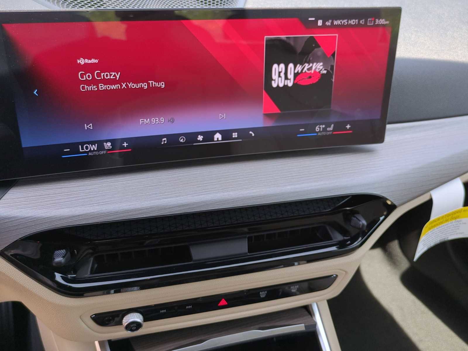 Used 2025 BMW i4 xDrive40i w/ Premium Package image 30