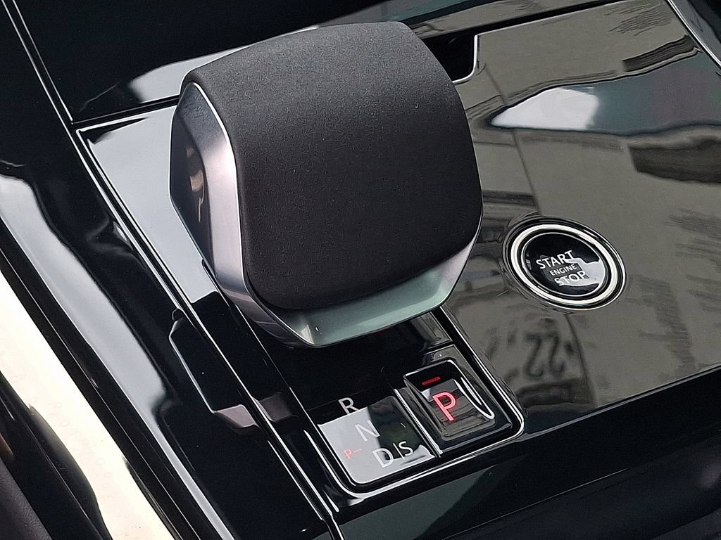 New 2026 Land Rover Range Rover Sport Dynamic SE AWD/4WD image 13