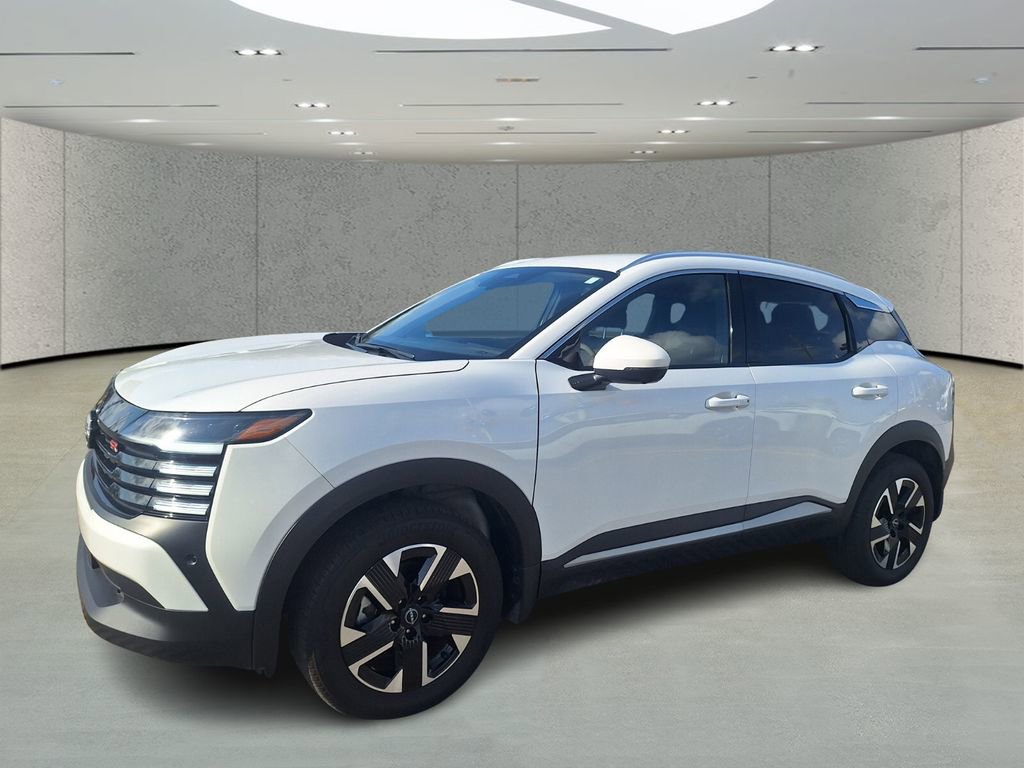 Used 2025 Nissan Kicks SR image 8