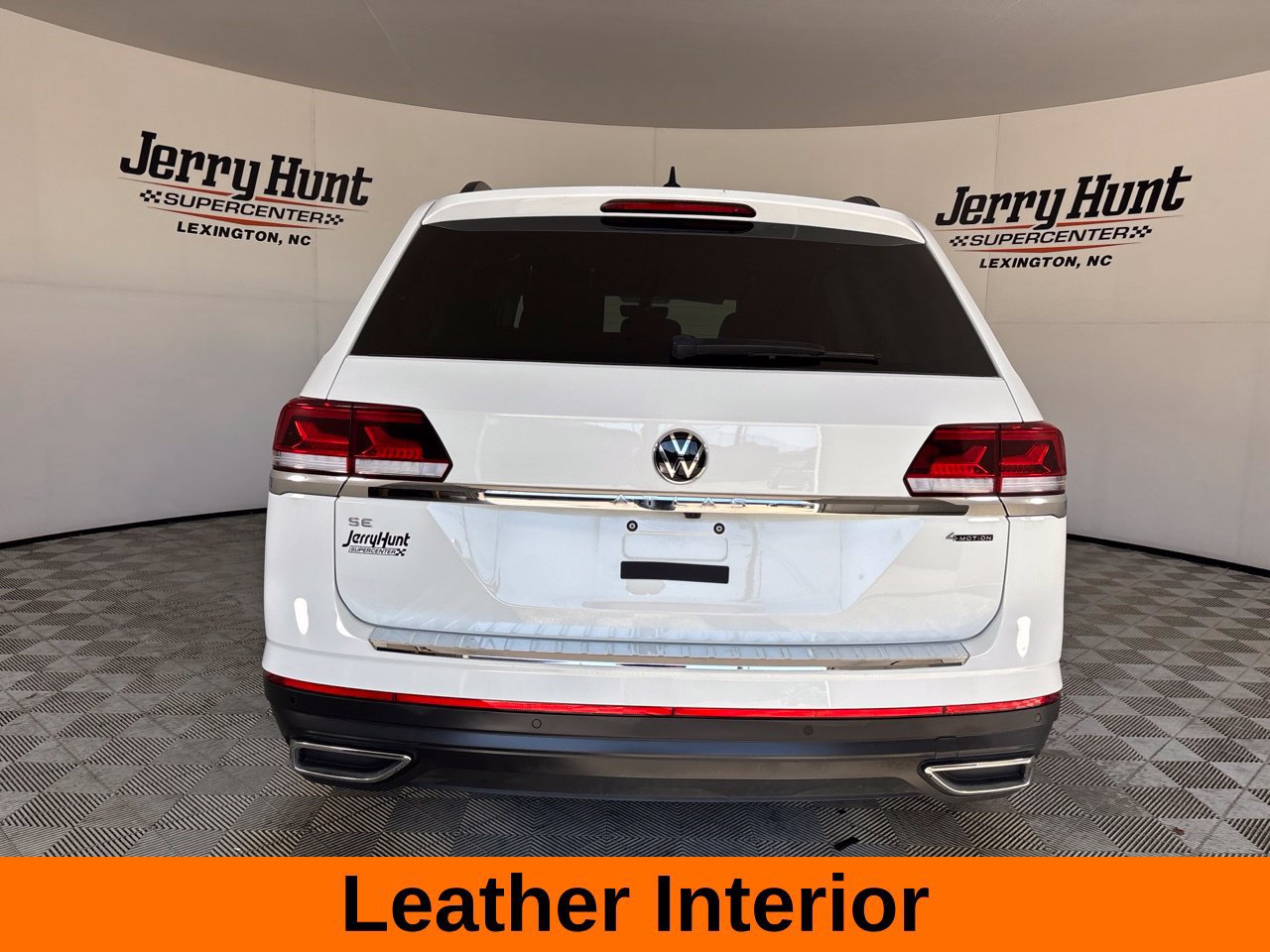 Used 2023 Volkswagen Atlas SE w/ Panoramic Sunroof Package AWD/4WD image 7