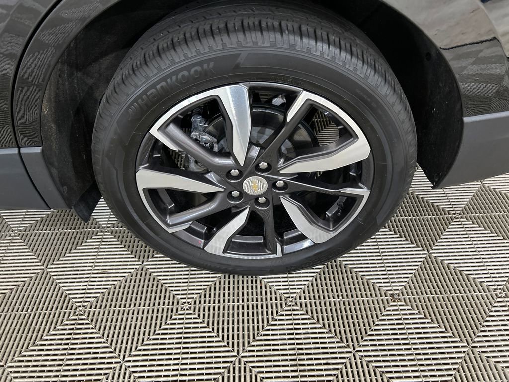 Used 2023 Chevrolet Equinox Premier image 10