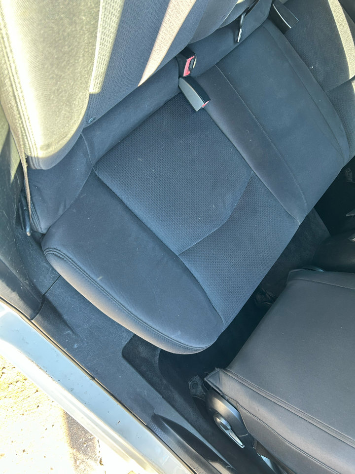 Used 2014 Chrysler 200 LX image 12