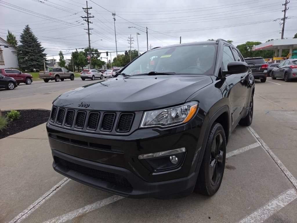 Certified 2018 Jeep Compass Latitude w/ Popular Equipment Group FWD image 5