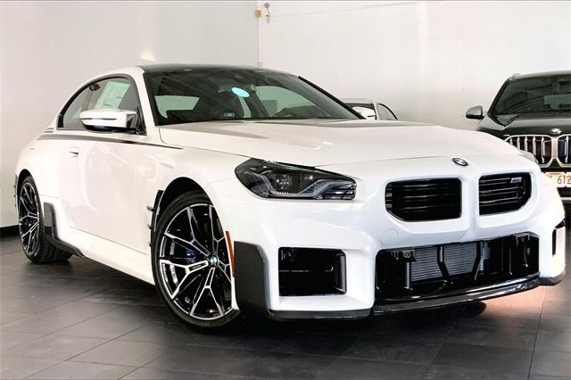 New 2026 BMW M2 w/ Lighting Package image 2