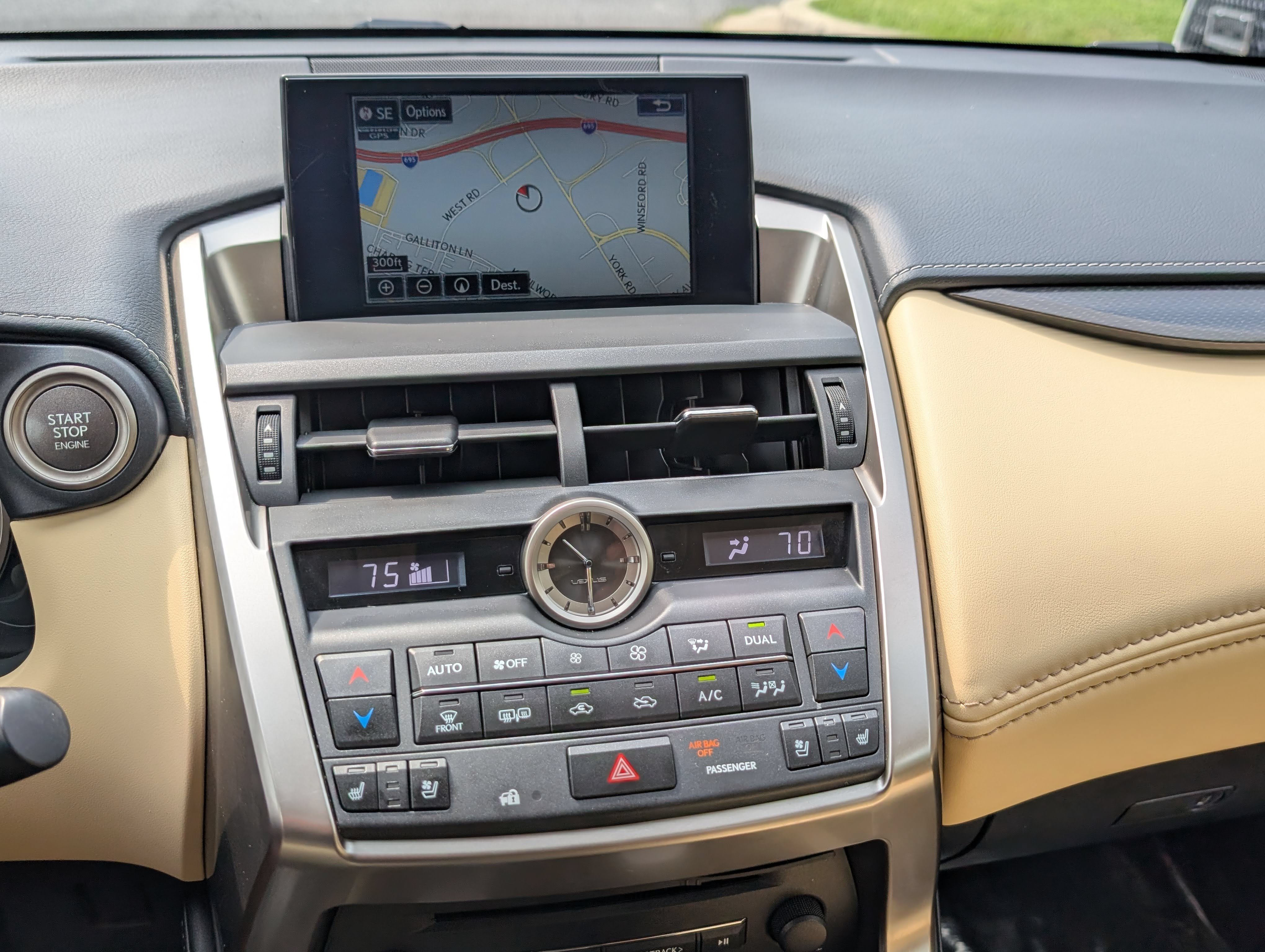 Used 2015 Lexus NX 200t AWD w/ Premium Package image 30
