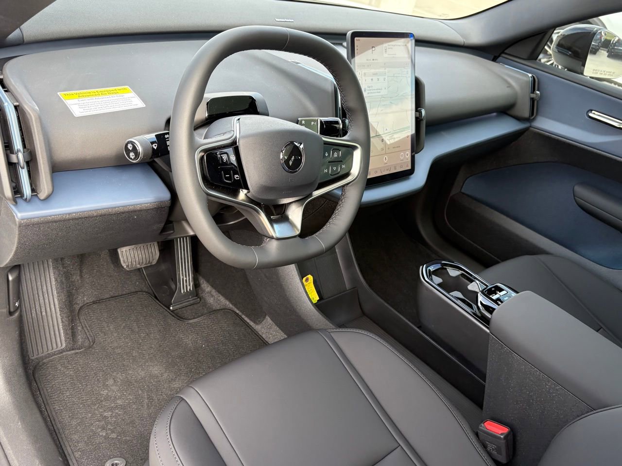 New 2026 Volvo EX30 Plus w/ Protection Package Premier image 12