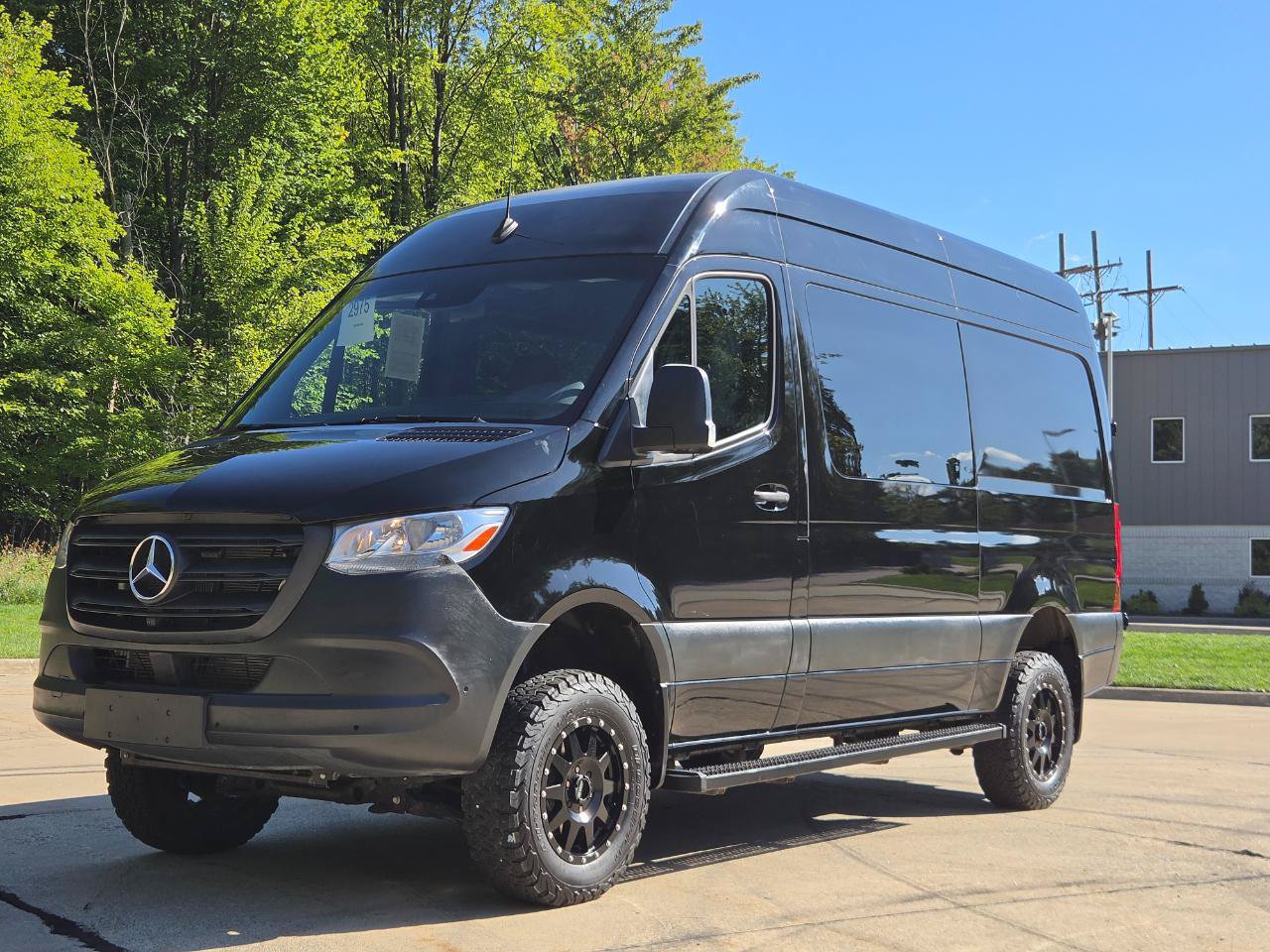 Used 2020 Mercedes-Benz Sprinter 2500 image 1