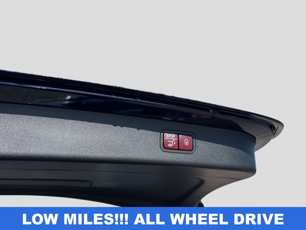Used 2025 Mercedes-Benz E 450 4MATIC All-Terrain Wagon image 11