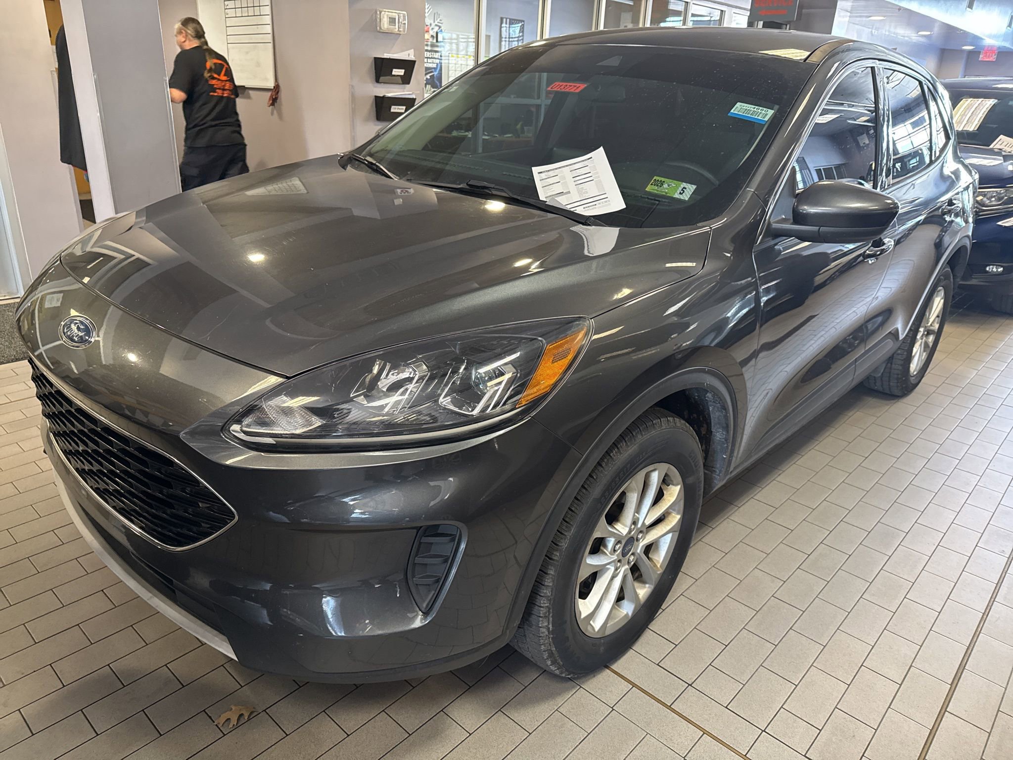 Used 2020 Ford Escape SE video 2