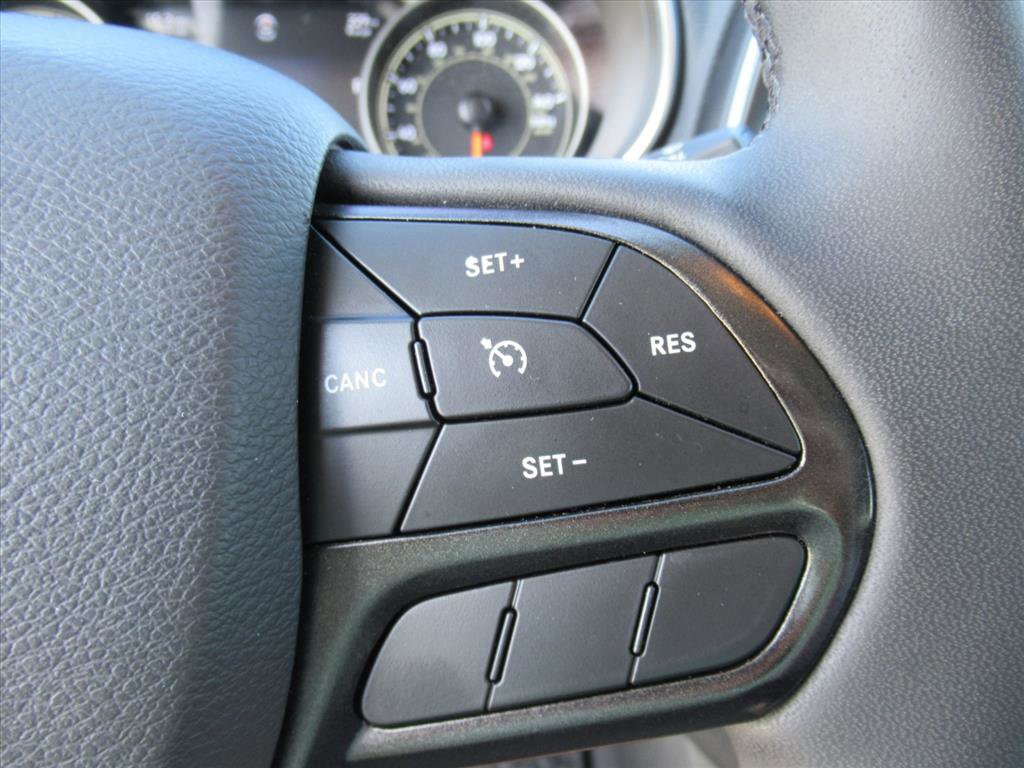 Used 2022 Jeep Cherokee Trailhawk w/ Premium Leather Package AWD/4WD image 23