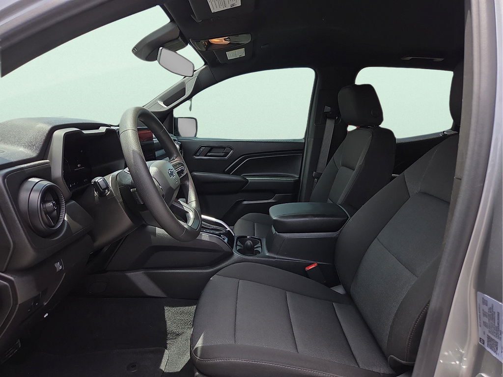Used 2024 Chevrolet Colorado Trail Boss w/ Technology Package AWD/4WD image 16