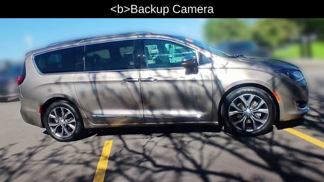 Used 2018 Chrysler Pacifica Limited FWD image 4