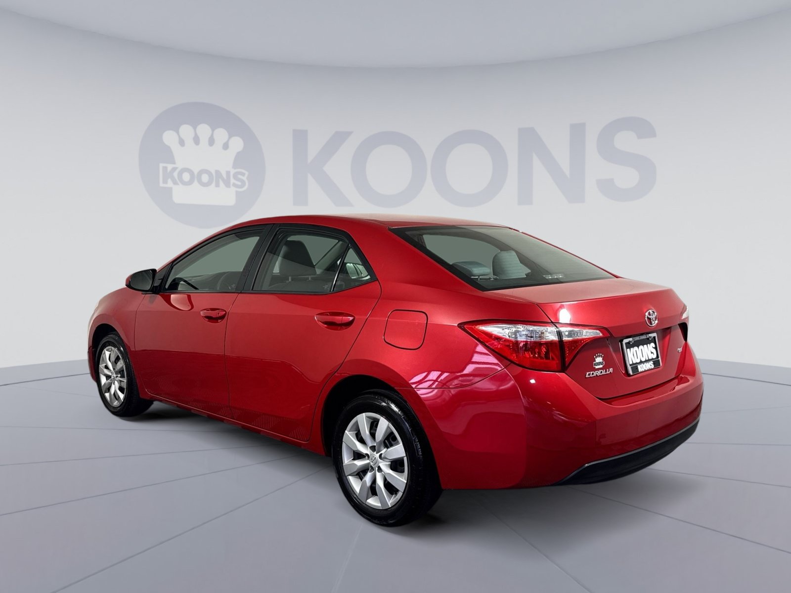 Used 2015 Toyota Corolla LE FWD image 4