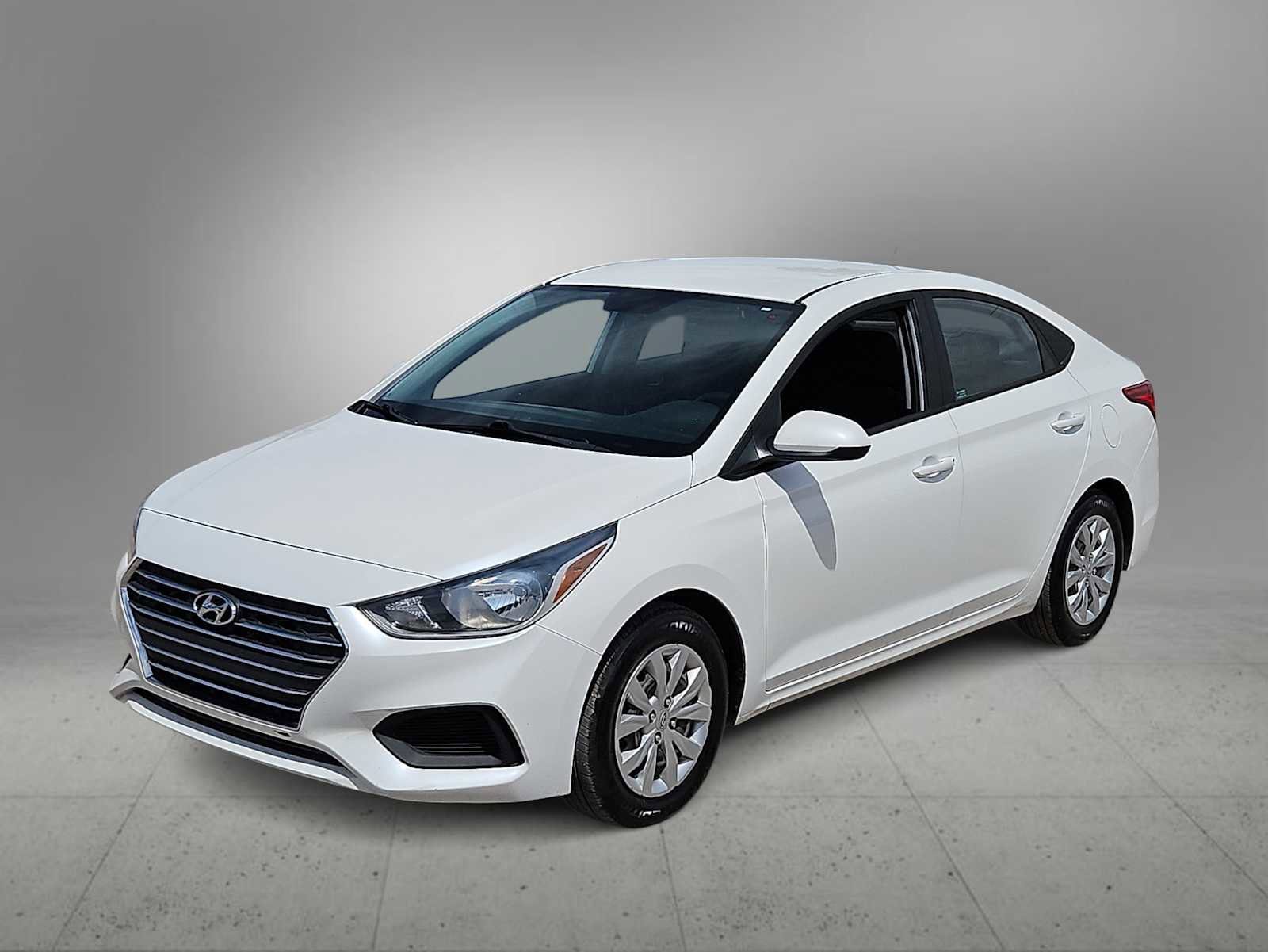 Used 2020 Hyundai Accent SE FWD image 4