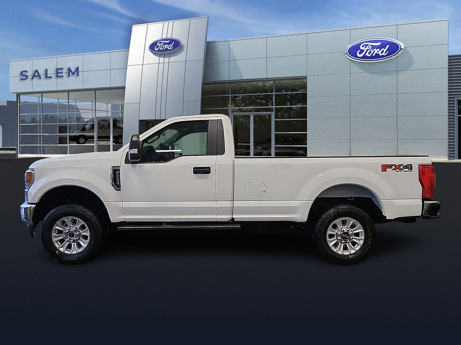 Used 2022 Ford F250 XL w/ STX Appearance Package image 6