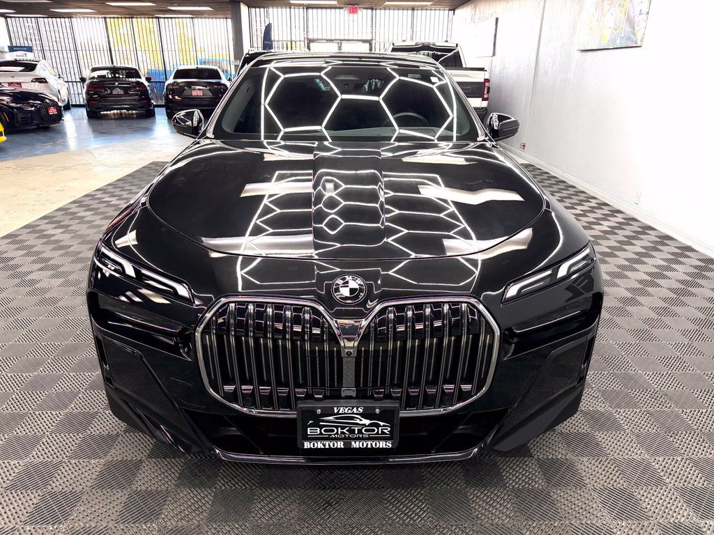 Used 2026 BMW 740i xDrive AWD/4WD image 6