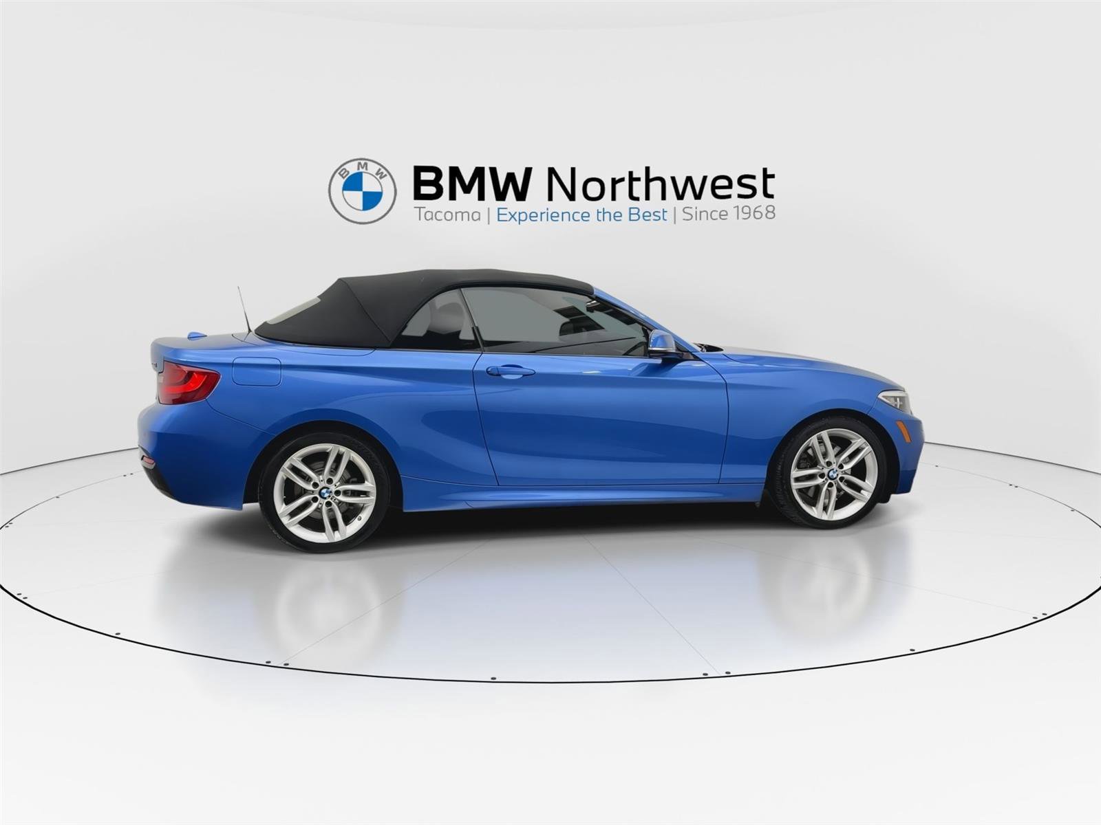 Used 2017 BMW 230i xDrive Convertible AWD/4WD image 4