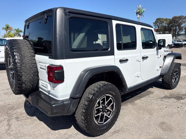 Used 2024 Jeep Wrangler Unlimited Rubicon AWD/4WD image 4